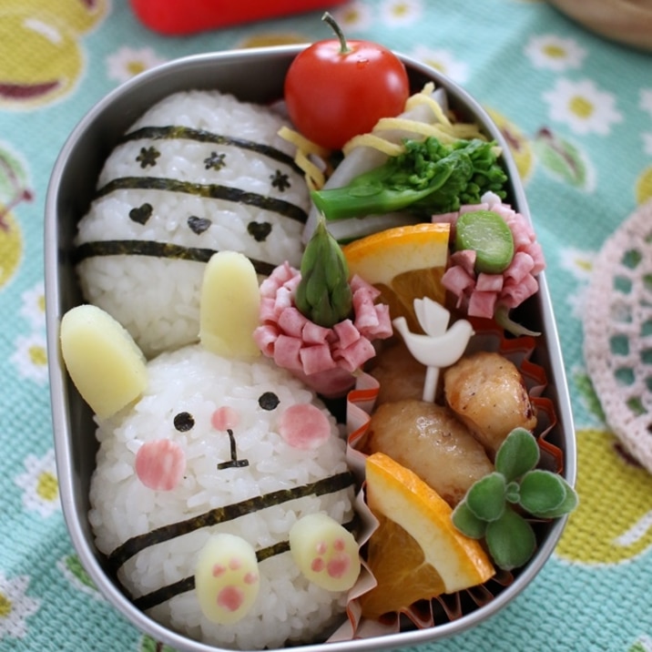 イースターキャラ弁*卵型オニギリでバニー&エッグ